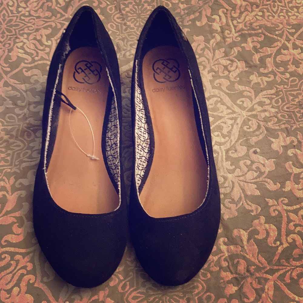Black Daisy Fuentes shoes